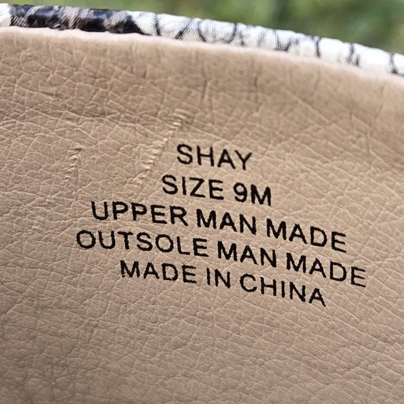 Coconuts by MATISSE Shay Snake Print Pointed Mules 9 - Picture 7 of 7